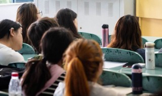澄清石灰水变浑浊的化学方程式 澄清石灰水变浑浊的化学方程式是什么