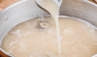 宝宝的炖汤怎么做 宝宝辅食骨头汤怎么做