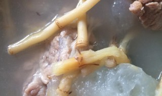 鱼腥草和排骨一起煲汤可以吗 鱼腥草和排骨可不可以一起煲汤