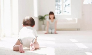 怎么训练宝宝学爬 训练宝宝学爬方法
