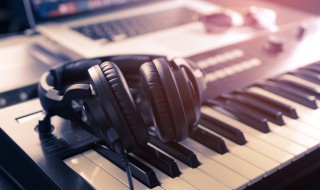 暧昧歌词 暧昧的歌曲信息