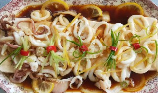 豆腐蒸鱿鱼的做法 豆腐蒸鱿鱼怎么做
