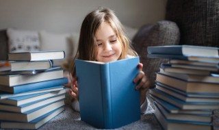 莉在女孩名字里的寓意 莉在女孩名字里的寓意是什么