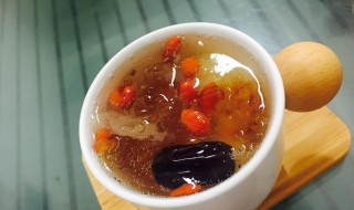 血燕桃胶皂角米的功效 血燕桃胶皂角米的功效是什么