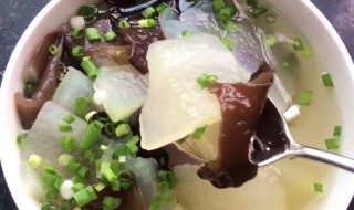 鹅四件萝卜木耳汤怎么做好吃 怎么做鹅四件萝卜木耳汤好吃