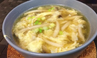 蘑菇鸡蛋肉丝汤 蘑菇肉丝鸡蛋汤的做法
