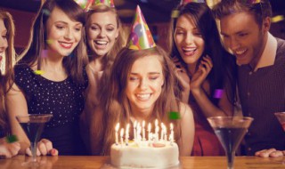 关于生日的文案送自己伤感 关于生日的文案送自己伤感经典句子