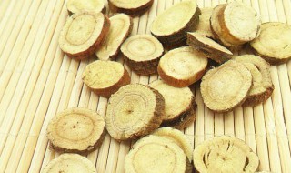 用甘草泡水一次放几片合适 甘草如何泡水