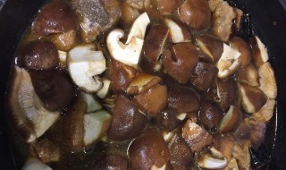 香菇炖排骨的做法 香菇炖排骨需要哪些材料