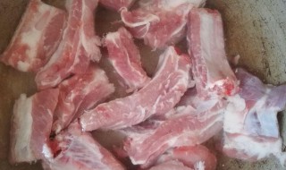 排骨冷冻前洗不洗 排骨冷冻要洗吗