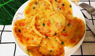 如何做美味的土豆胡萝卜火腿煎饼 土豆胡萝卜火腿煎饼的做法