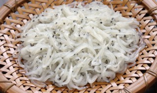 银鱼瘦肉粥 银鱼瘦肉粥的烹饪方法