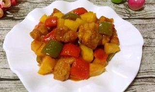 菠萝咕噜肉怎么做 网红菠萝咕噜肉的做法