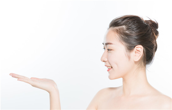 毛孔粗大的原因很多 毛孔粗大皮肤的日常护理