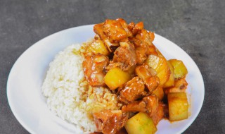 排骨加米饭怎么做 排骨米饭的做法分享