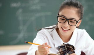 中小学包括高中吗 中小学生包括高中吗？