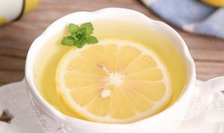 栀子花和柠檬片泡水的功效 栀子花和柠檬片泡水有什么功效