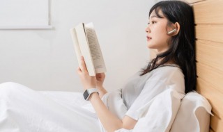 趋怎么读音（趋怎么读音组词）