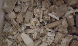 煅龙齿的功效与作用 煅龙齿的功效与作用有哪些