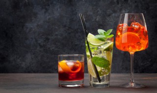 蓝色诱惑鸡尾酒怎么做 蓝色诱惑鸡尾酒做法步骤详解