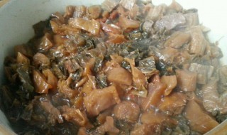 腌菜扣肉的家常做法步骤 腌菜扣肉要蒸多久呢