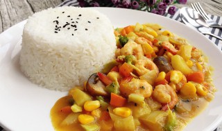 鲜虾咖喱饭 鲜虾咖喱饭的做法
