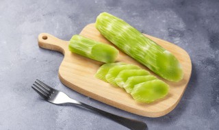 泡莴笋的最佳方法 家庭自制泡酸辣莴笋的做法