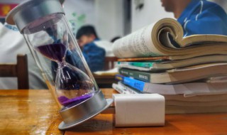 请领导拨冗参加是什么意思思 拨冗的意思