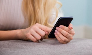 手机拉黑后打电话提示什么 如果手机拉黑后打电话提示什么