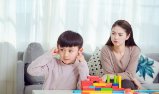 三个孩子怎么养（三个孩子怎么养育）