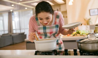 高丽参炖鸡汤做法步骤详解 怎么做高丽参炖鸡汤