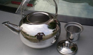 燃气灶上的烧水壶除垢妙招 如何去除烧水壶水垢