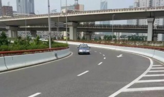 中心线道路是什么意思 中心线道路介绍