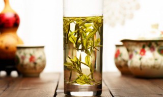 米兰用茶叶水浇花可以吗（米兰用茶叶水浇花可以吗叶子干枯）