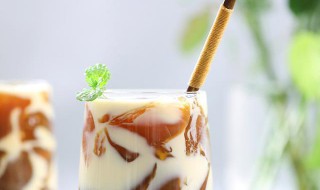 纯牛奶茶冻怎么做 纯牛制作奶茶冻的方法