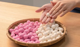 如何做糯米丸子 糯米丸子的做法