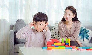 小孩子的不良习惯怎么改正 如何纠正孩子不良行为