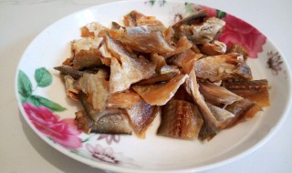 腌的鱼干怎么做不咸 腌鱼干的做法