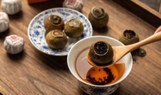 过期茶叶可以直接放花盆吗（过期茶叶能不能栽花）