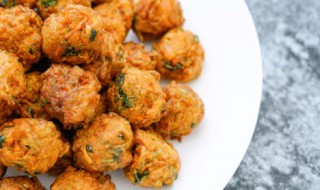 菠菜豆腐丸子制作方法 菠菜豆腐丸子的制作步骤