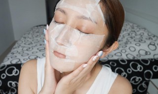 化妆水湿敷教程 化妆水湿敷教程是什么