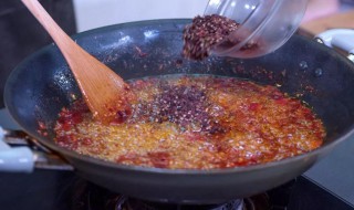 熬火锅辣椒油的制作方法 怎样制作火锅辣椒油