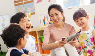 孩子不爱穿衣服老是哭闹怎么办
