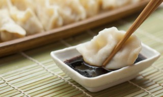 北方人年夜饭吃饺子的象征意义 关于北方人年夜饭吃饺子的寓意