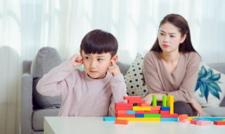 孩子顶嘴该不该打 小孩顶嘴该不该打