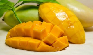 芒果不能和什么水果一起吃 芒果不能和什么水果同食呢