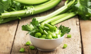 芹菜属于发物吗 芹菜是发物吗？