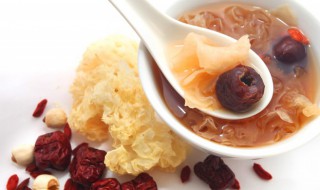 银耳汤什么时候喝好，银耳汤什么时候喝好呢?饭前喝?