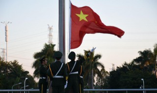 歌曲五星红旗歌词 五星红旗的完整歌词是什么
