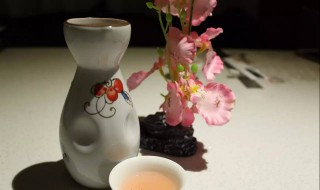 桃花酒怎么做 自制桃花酒的方法